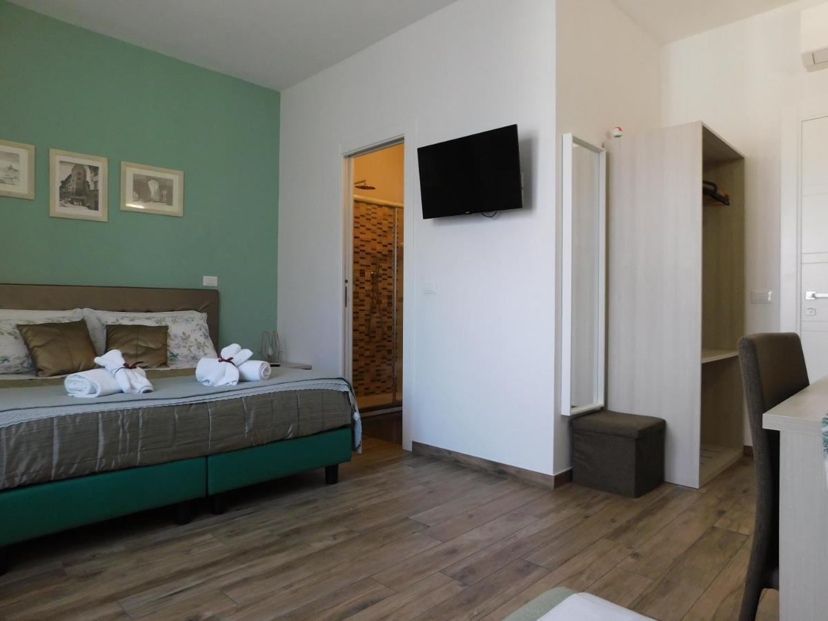Porta Santa Croce Hotel Firenze Bagian luar foto