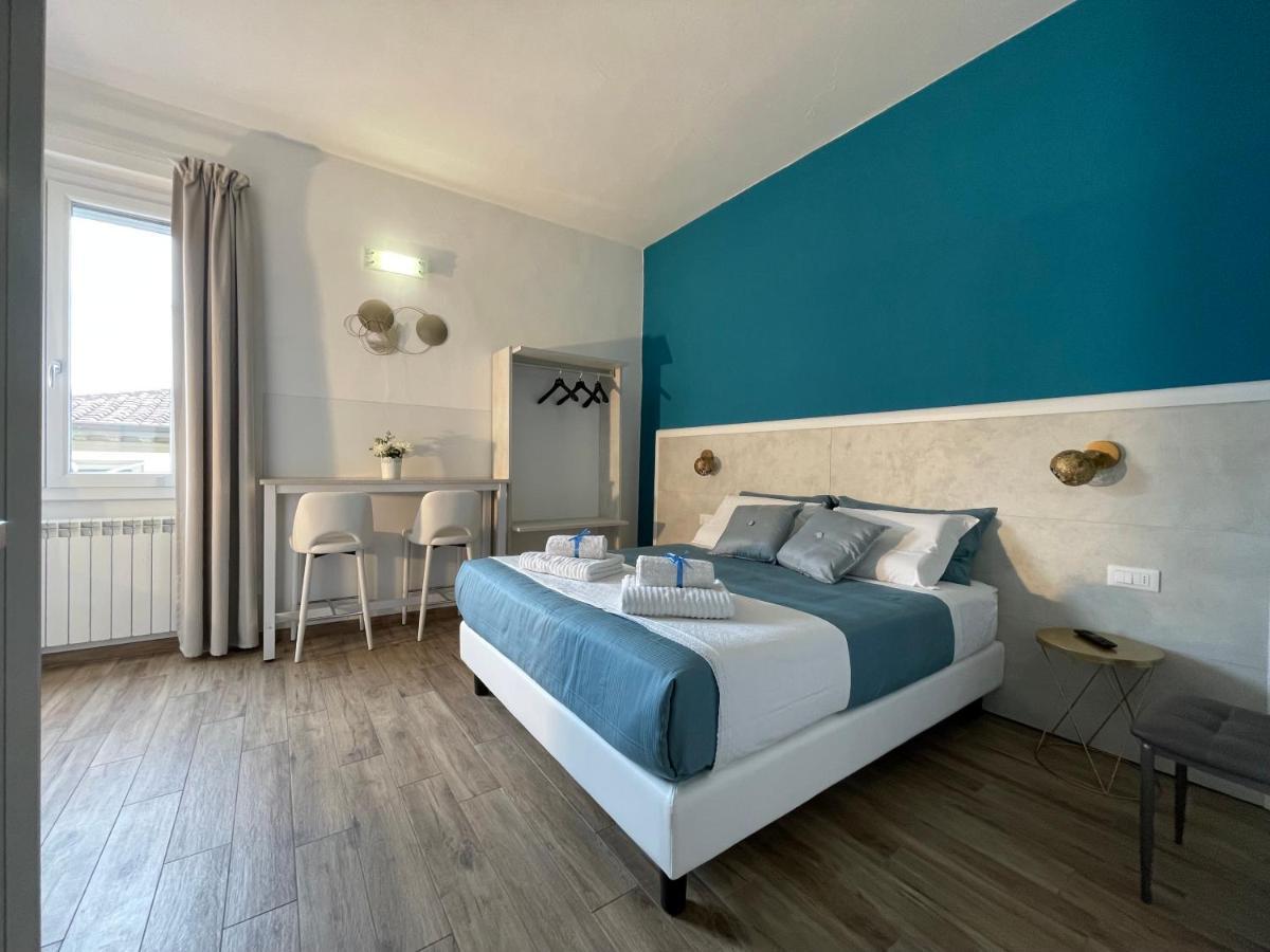 Porta Santa Croce Hotel Firenze Bagian luar foto
